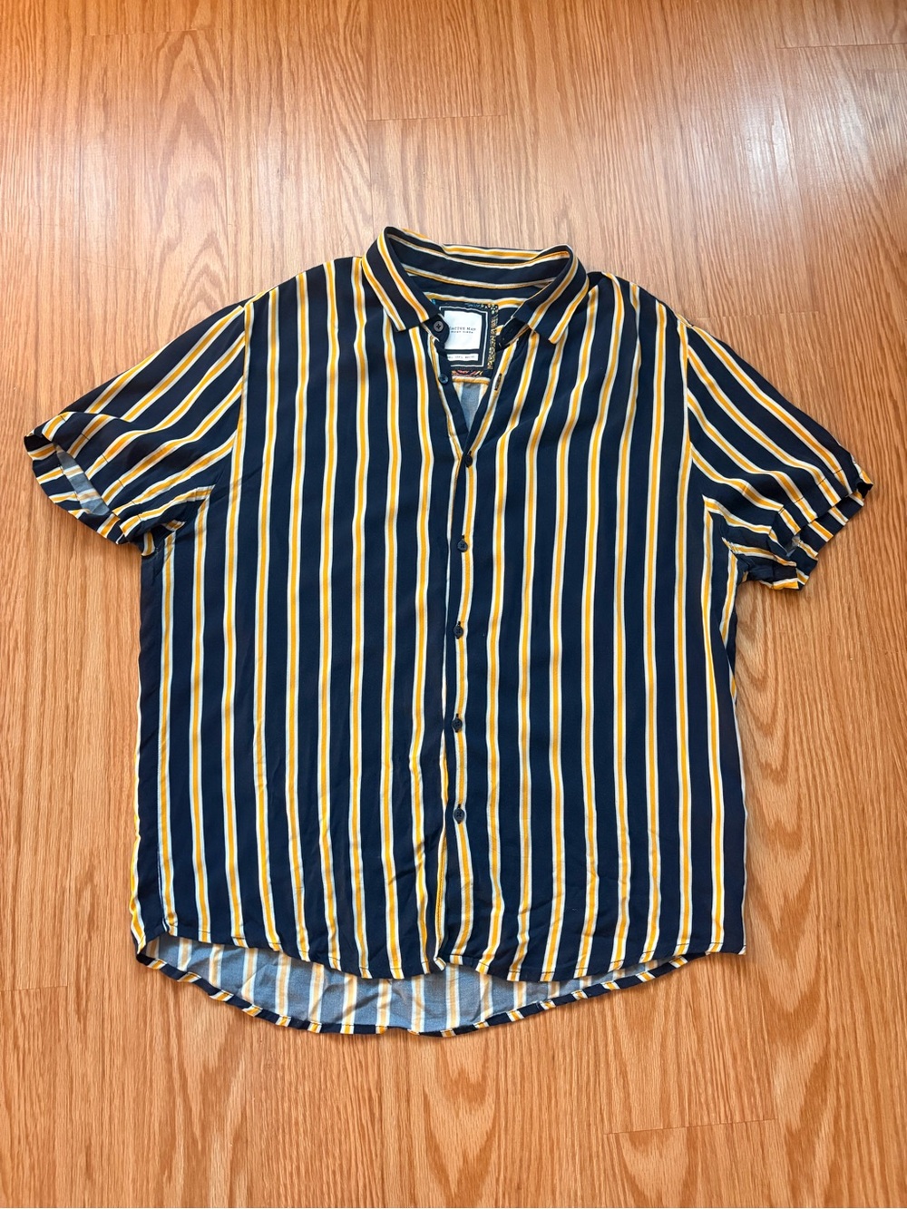 Cactus Navy & Yellow Vertical Stripe Short-Sleeve Button-Down Shirt